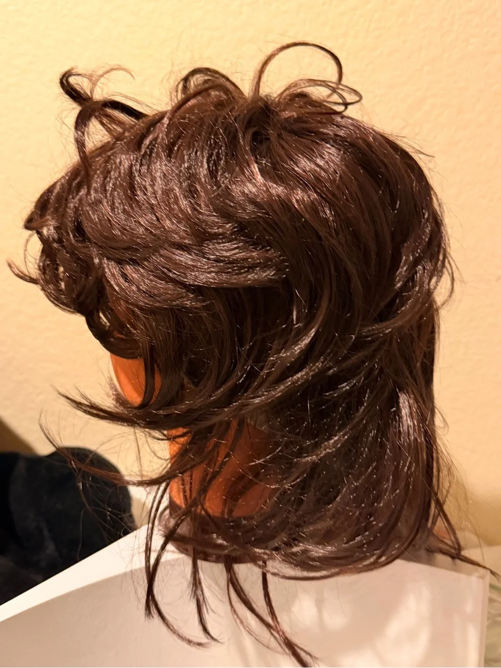 Short Layered Synthetic Wig in Rich Chocolate Brown